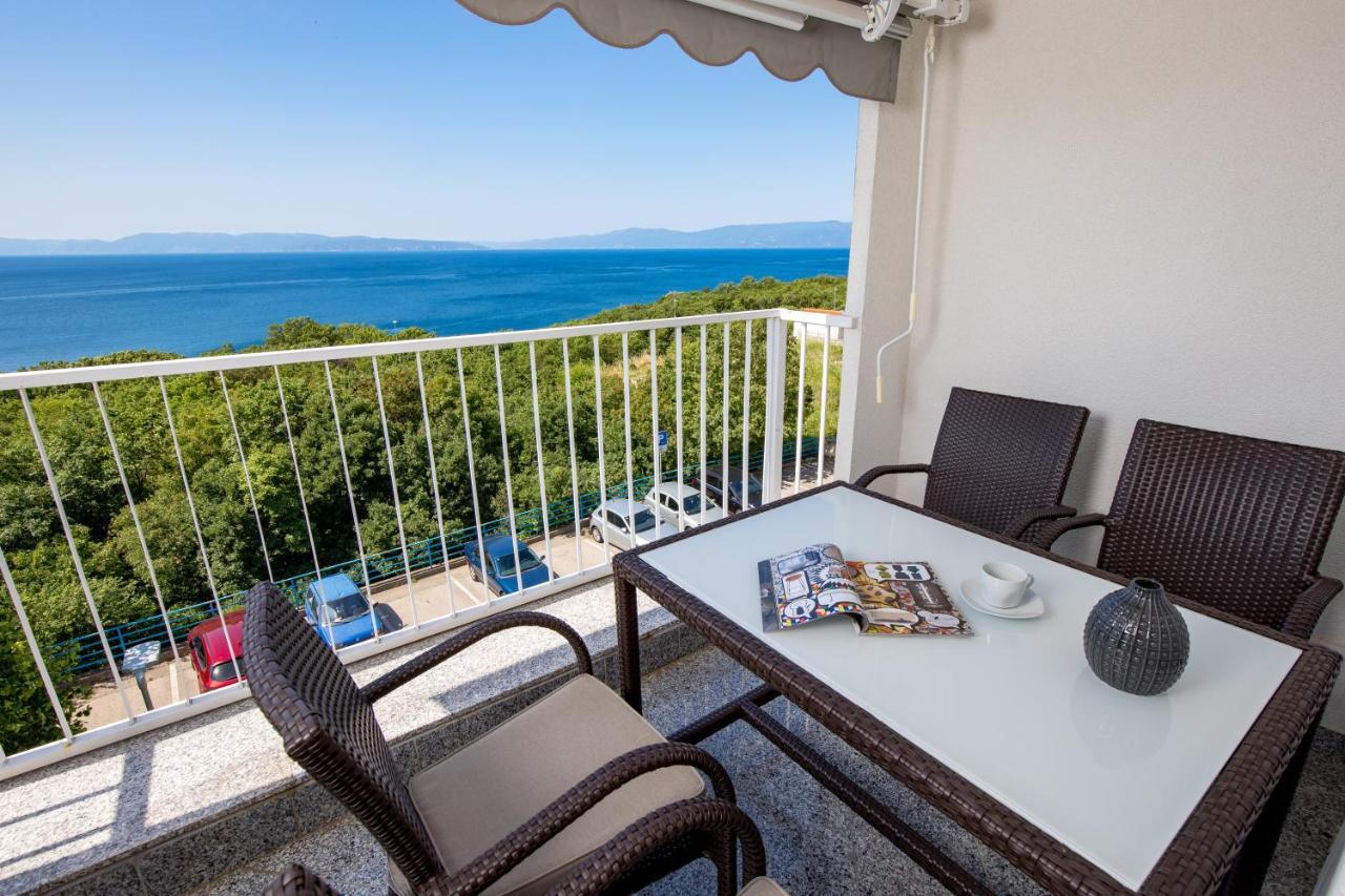 Apartment Kvarner View Kostrena Exterior photo