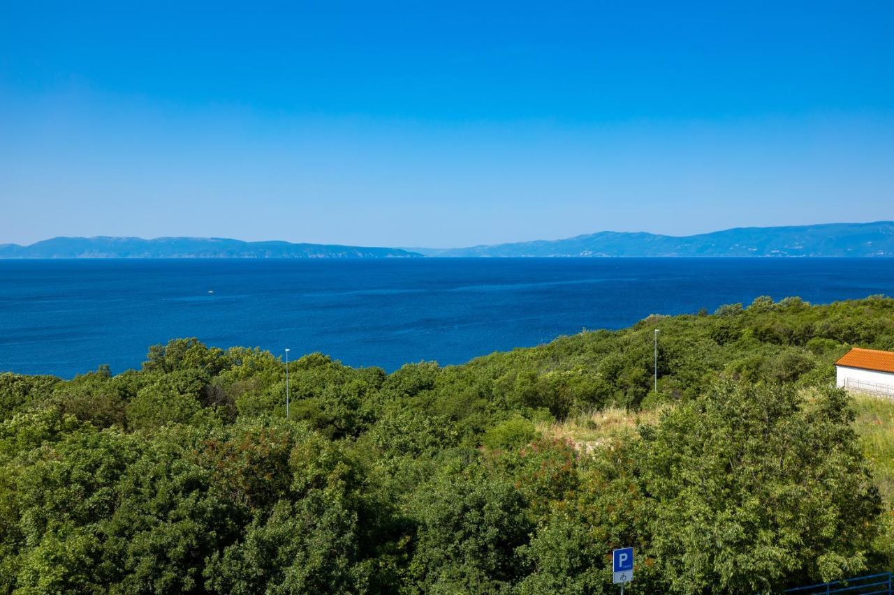 Apartment Kvarner View Kostrena Exterior photo